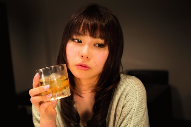 酒が飲める飲めるぞぉ〜！ のんべえたちに聞いた「人を誘って飲みたいテーマ」ランキングを発表します☆