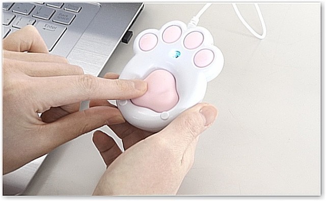 【超ぷにぷに】ワンコやニャンコの肉球を再現した「肉球マウス」が登場！ 思う存分プニることができます♪