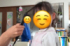 パパが双子娘のヘアアレンジに奮闘