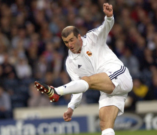 レアルのベイル Clの最初の思い出は ジダンのボレー Mixiニュース