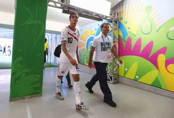 コスタリカにドーピング疑う?