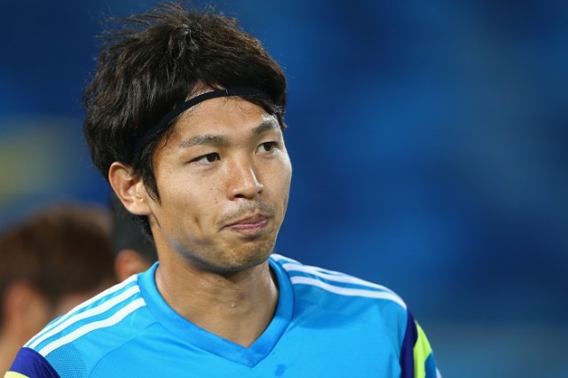 日本代表森重 よしもとと契約