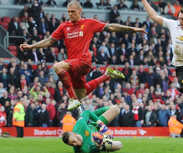 GK踏みつけ 3試合出場停止に
