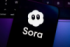 米OpenAIがAI動画生成アプリ『Sora2』を9月30日に公開すると、世界中でSNSに生成動画が投稿され、お祭り騒ぎに
