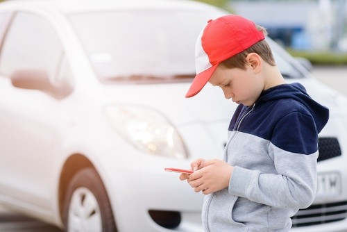 ポケモンGOは「ながらスマホ」に要注意！親子で決めたい携帯電話のルール8つ