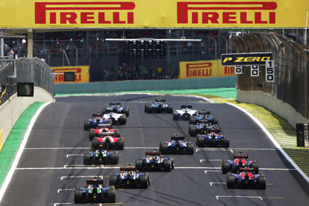F2のチャンピオンには最も多い60ポイントが付与。ランキング3位以内でライセンスの発給条件を満たす
