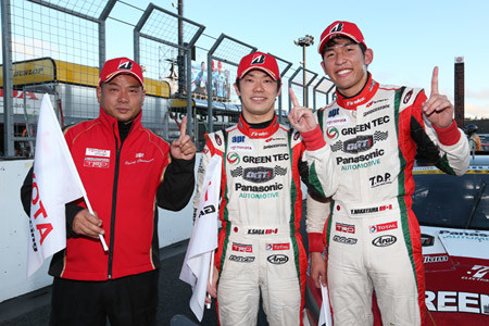 スーパーGT：セーフティカーの不運も跳ねのけTOYOTA PRIUS apr GTがもてぎ制圧