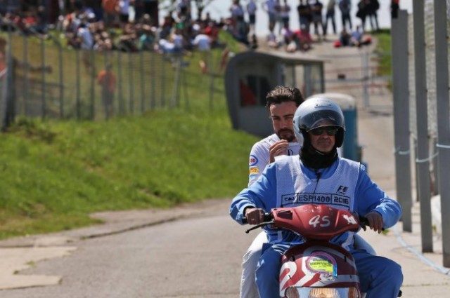 スパイからの手紙／アロンソ、チームオーダーに激怒して「直帰」の噂