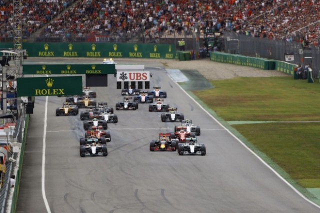 アロンソ、迷走するF1を批判「頻繁な規則変更はファンを混乱させる」