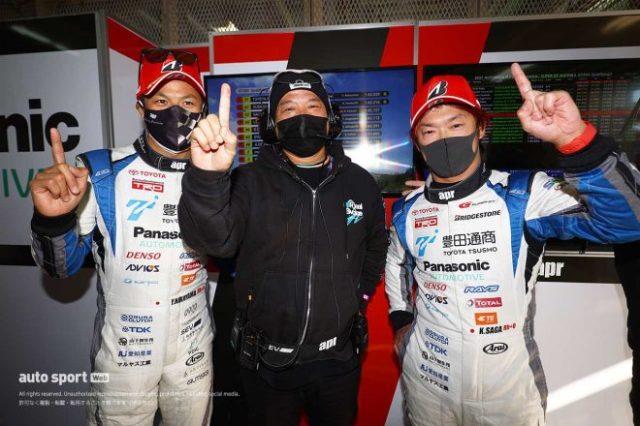 中山友貴/金曽裕人監督/嵯峨宏紀(TOYOTA GR SPORT PRIUS PHV apr GT)