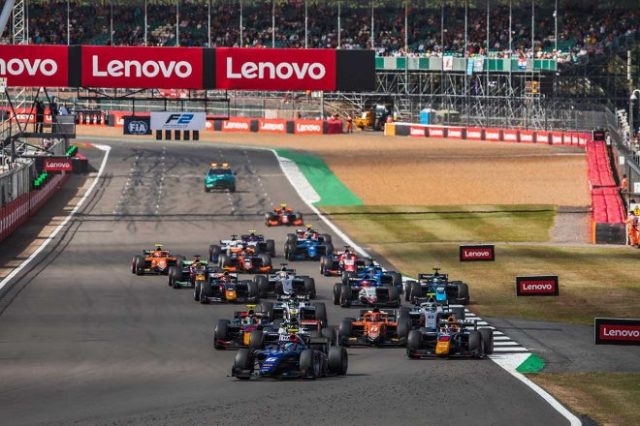 2022FIA F2第7戦シルバーストン レース2 スタート