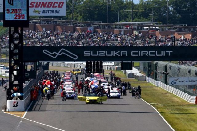 2022年スーパーGT第3戦鈴鹿のスタート直前の様子