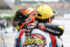 勝利を称え合う國峰啄磨と阿部恵斗／2026全日本ロード第7戦鈴鹿 ST1000 決勝