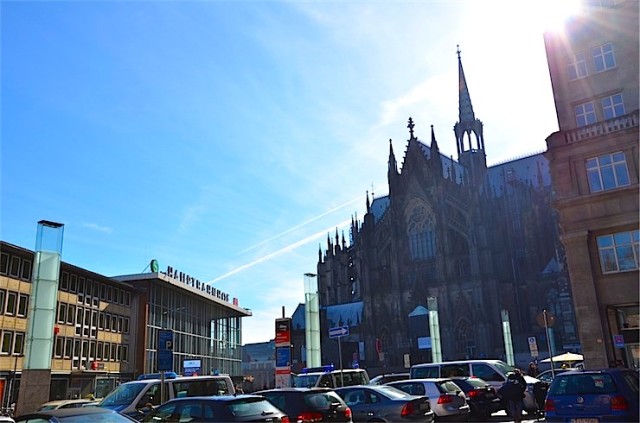 【世界の居酒屋】ケルンに行かないと絶対に飲めないビール「ケルシュ」を味わおう。ピーターズ・ブラウハウスのケルシュ