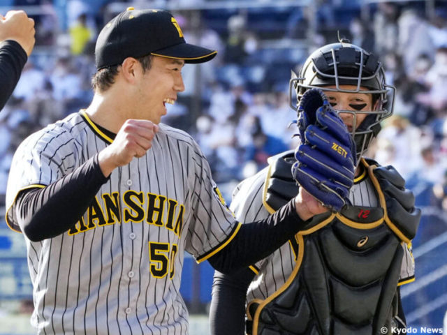阪神・青柳は3カ月連続の受賞 (C) Kyodo News