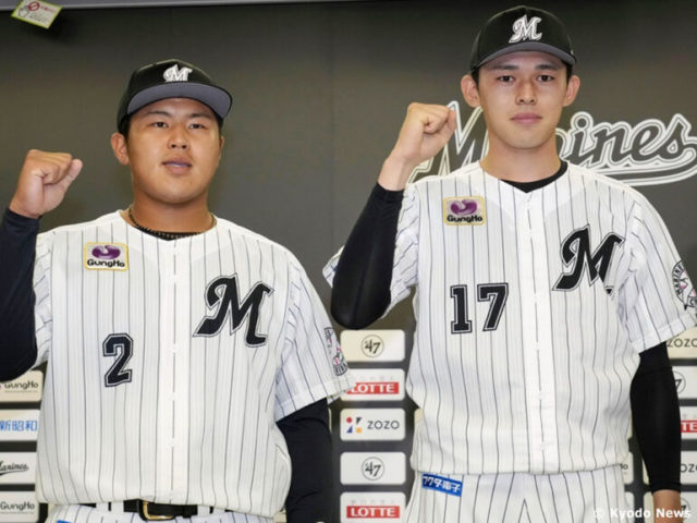 バッテリー揃ってオールスター出場を決めたロッテの佐々木朗希と松川 (C) Kyodo News