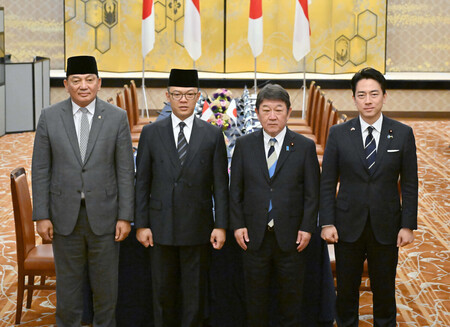 ������ɥͥ�����̳���ɱ�ô����ν���ʣ��ץ饹���ˤ����˵�ǰ���Ƥ˱�����ʱ�����˾����ʼ�Ϻ�ɱ��ꡢ�����ҽ����ꡢ����ɥͥ����Υ������γ��ꡢ����եꥣ������ᣱ������塢����Թ�������Ҹ��ۡ���ɽ���ơ�