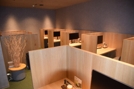 潻ͧԤΡ֥꡼֥饦󥸿̡Υ󥰥ڡᣴԿɶ