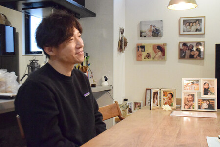 ���󥿥ӥ塼�˱�������ַ��𤵤�᣶����������