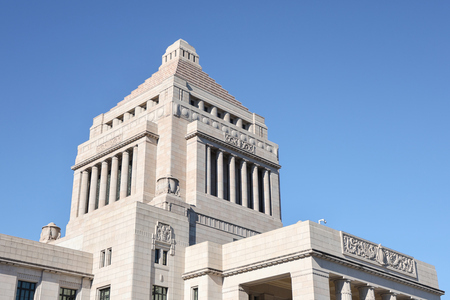 ���Ļ�Ʋ������������Ķ�