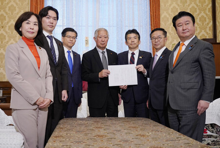 ���Ѳ𽰱���Ĺ������ˤˣ�������ǯ��ͽ���Ƥν��¿��Ĥο�������򤹤���ƻ����Ϣ��ν�����ɧ���аѰ�Ĺ�ʱ����飳���ܡˤ����ޤι��аѰ�Ĺ��ᣴ����塢�����