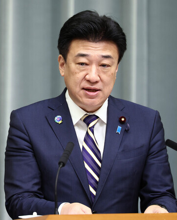 記者会見する木原稔官房長官=22日、首相官邸