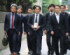 大川原化工機冤罪（えんざい）事件で、裁判官３７人の責任を問う訴訟の第１回口頭弁論を前に、東京地裁に向かう原告ら＝２９日午前、東京都千代田区