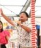 持ちギャグ「けんちゃんパウダー」を披露したトミーズ健 （C）ORICON NewS inc.