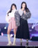 『Rakuten GirlsAward 2025 AUTUMN/WINTER』に出演した（左から）天翔天音、天翔愛 （C）ORICON NewS inc.