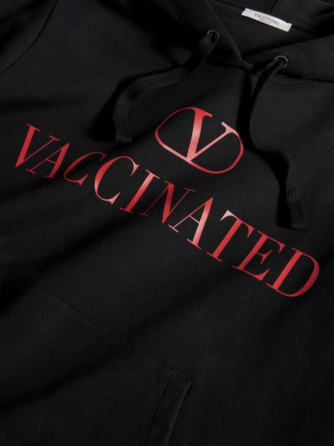 VACCINATEDプリントパーカー Image by: VALENTINO