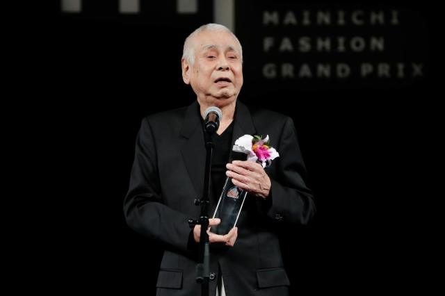 <br /> 仲條正義(2018年度「毎日ファッション大賞」表彰式で撮影)
<br />
<br /> Image by: FASHIONSNAP
<br />