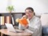 年金制度にまつわることは、難しい用語が多くて、ますます不安になってしまう人も……。今回は年金支給額についての質問に専門家が回答します。