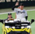 阪神対DeNA DeNAに勝利しリリーフカーで場内1周する阪神早川（撮影・加藤哉）