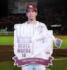 楽天対オリックス NPB通算100勝のボードを手にする楽天前田健太(撮影・鈴木正人)