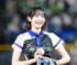 ヤクルト対DeNA　試合前、始球式に臨む岡田紗佳（撮影・江口和貴）