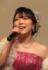 熱唱する花咲ゆき美