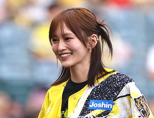 阪神連覇 山本彩「さぁ、次は日本一を奪還しましょう」 | mixiニュース