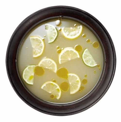 「夏鍋」でパクチー食べ放題に